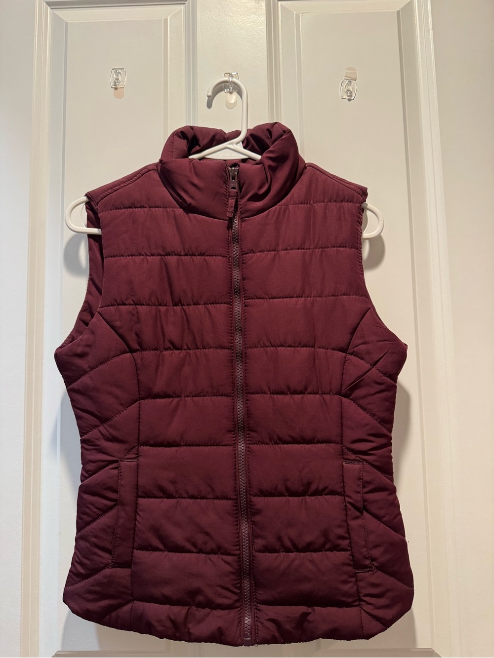 Aeropostale Quilted Puffer Vest - Maroon